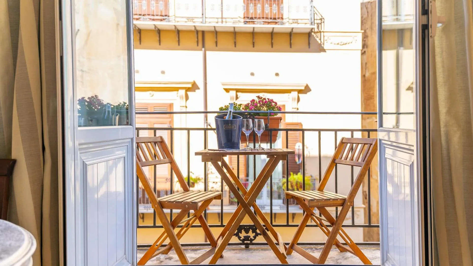 Natoli Apartments Palermo Italy