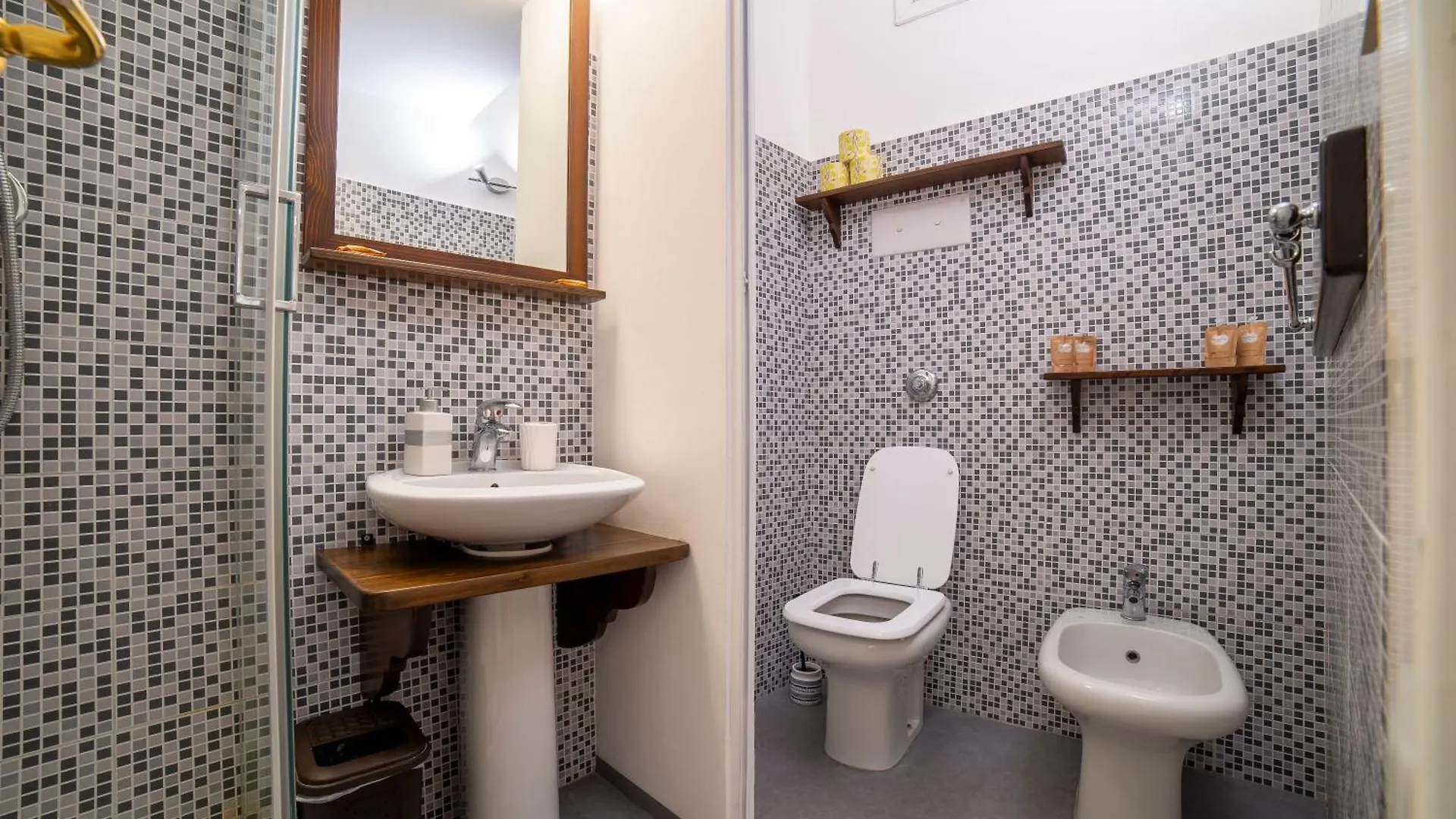 Natoli Apartments Palermo 0*,  Italy
